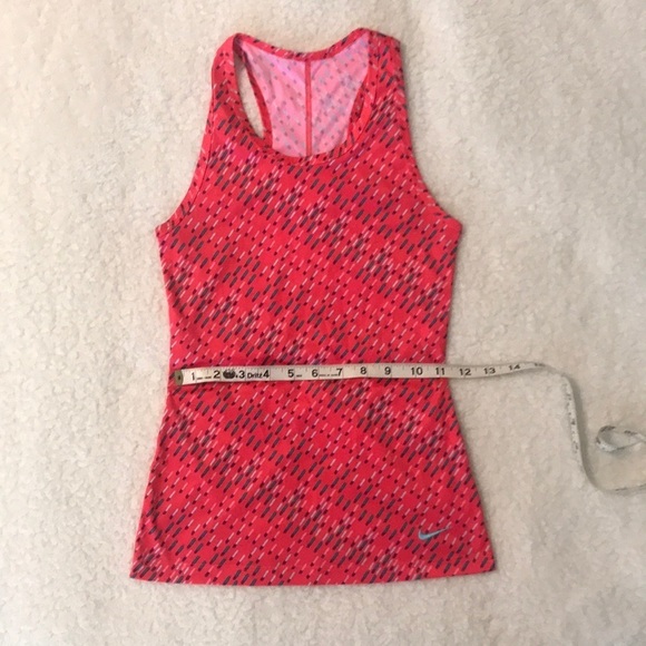 NIKE Dri-Fit Training Tank Big Girl’s M (8) - Picture 7 of 8